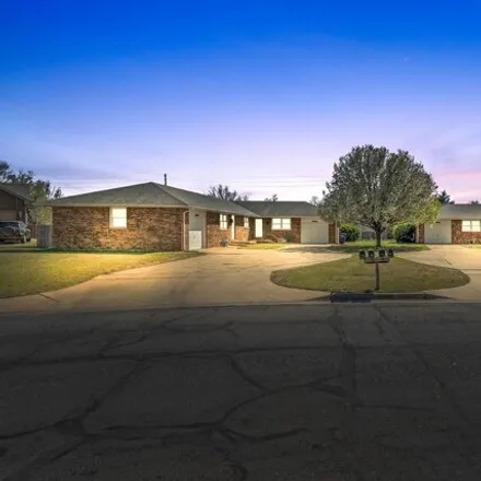 Image 1 - Nantucket Street, Wichita, KS 67212, USA - House for sale