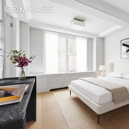 Image 4 - 141 East 88th Street, New York, NY 10128, USA - Condo for sale