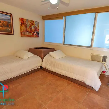 Rent this 3 bed apartment on Calle Laurel in Fraccionamiento Deportivo, 39300 Acapulco