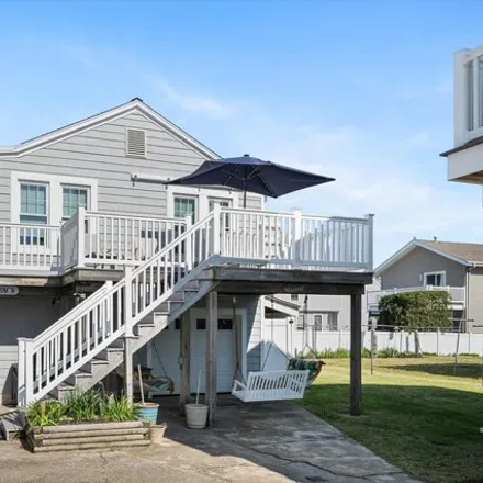 Image 2 - 212 90th Street, Stone Harbor, Cape May County, NJ 08247, USA - House for sale