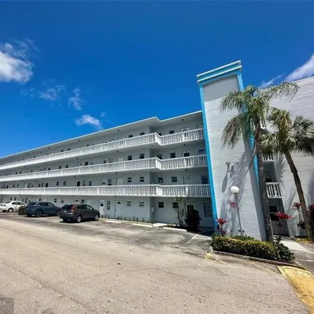 Buy this 1 bed condo on 698 Northeast 2nd Street in Port Laudania, Dania Beach