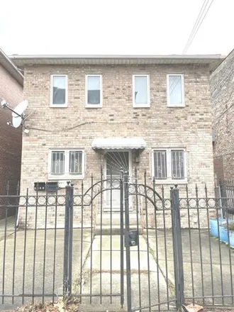Buy this 3 bed house on 454 West 24th Street in Chicago, IL 60616