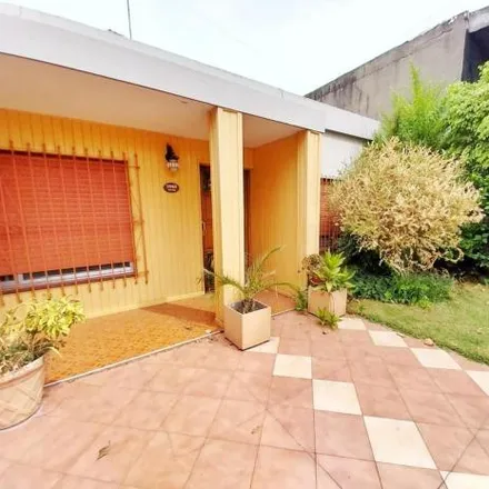 Buy this 2 bed house on Adolfo Alsina 2064 in Burzaco, Argentina