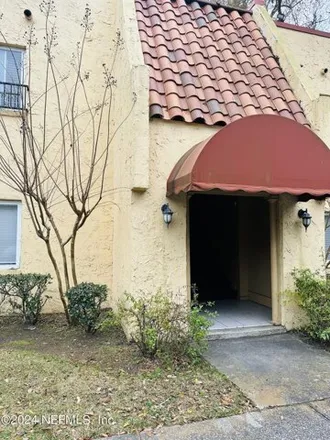 Buy this 1 bed condo on 3932 La Mirada Drive North in Jacksonville, FL 32217