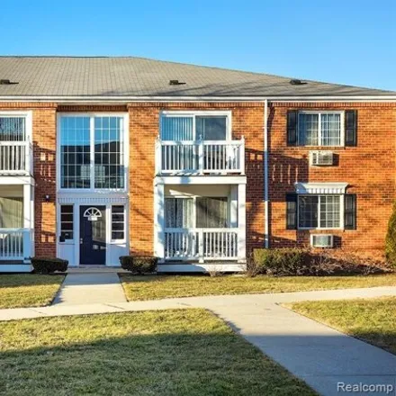Rent this 1 bed condo on 5050 Leafdale Boulevard in Royal Oak, MI 48073