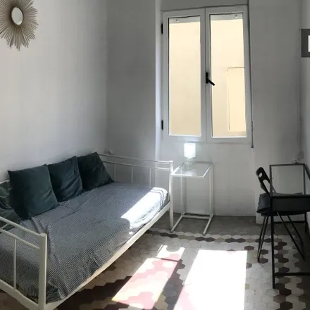 Rent this 3 bed room on Carrer del Torn de l'Hospital in 46001 Valencia, Spain