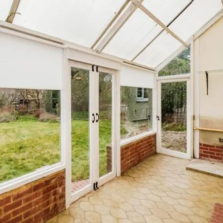 Image 5 - Cissbury Drive, Worthing, BN14 0DT, United Kingdom - House for sale