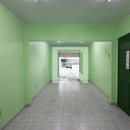 Rent this 1 bed house on Universidade Metodista de São Paulo (Campus Rudge Ramos ) in Rua Alfeu Tavares 149, Rudge Ramos