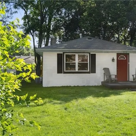 Buy this 2 bed house on 784 Virginia Avenue in Port Fulton, Jeffersonville
