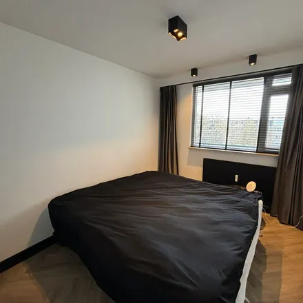 Rent this 2 bed apartment on Wilgenplaslaan 202 in 3052 SL Rotterdam, Netherlands