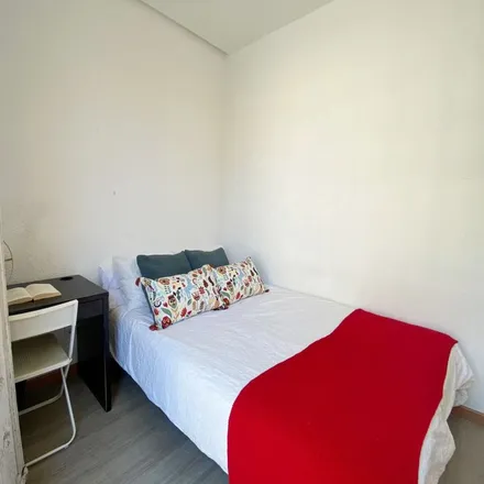 Image 3 - Madrid, Glorieta de Quevedo, 7, 28015 Madrid - Room for rent
