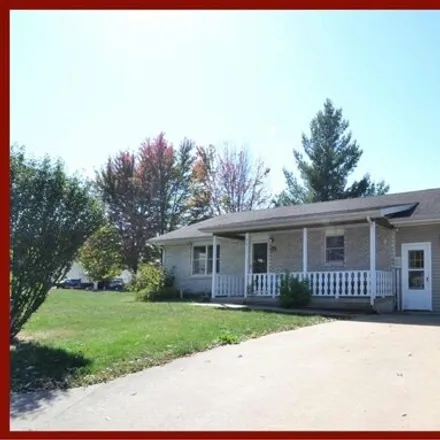 Buy this 2 bed house on 945 North New Street in Kirksville, MO 63501