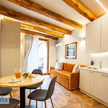 Image 2 - Via de' Falegnami 16, 40121 Bologna BO, Italy - Apartment for rent