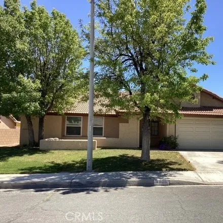 Rent this 3 bed house on Avenida Vista Verde in Rancho Vista, Palmdale