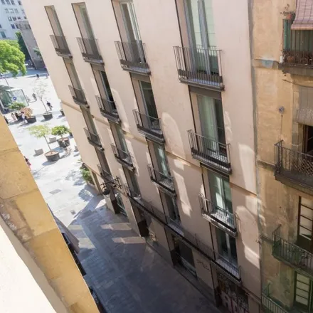 Image 15 - Carrer de Cucurulla, 1, 08002 Barcelona, Spain - Apartment for rent