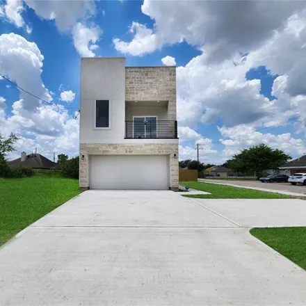 Buy this 3 bed house on Hondo Street in Brookhaven, Houston