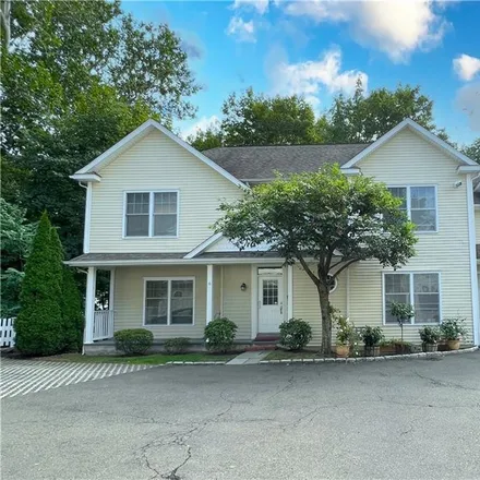 Image 1 - 106 Rock Spring Road, Glenbrook, Stamford, CT 06906, USA - House for sale