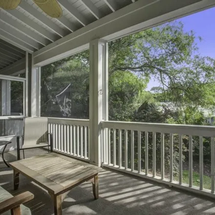 Image 3 - 654 East Cooper Avenue, Folly Beach, Charleston County, SC 29439, USA - House for sale