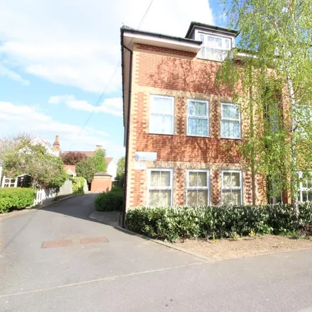 Rent this 2 bed apartment on 191 Longfellow Road in London, KT4 8AT