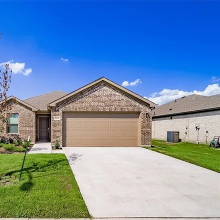 Buy this 3 bed house on 1418 Brindle Drive in Greenville, TX 75402
