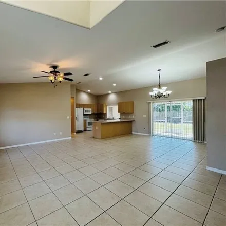 Image 3 - 161 Southeast 1st Place, Cape Coral, FL 33990, USA - House for rent