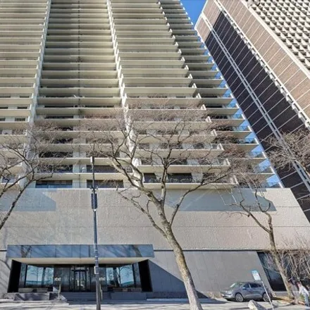 Buy this 3 bed condo on 1212 Lake Shore Drive Condominium in 1212 North Lake Shore Drive, Chicago