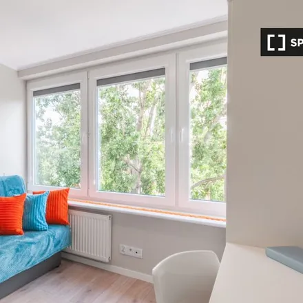 Rent this 6 bed room on Senatorska 24 in 00-095 Warsaw, Poland