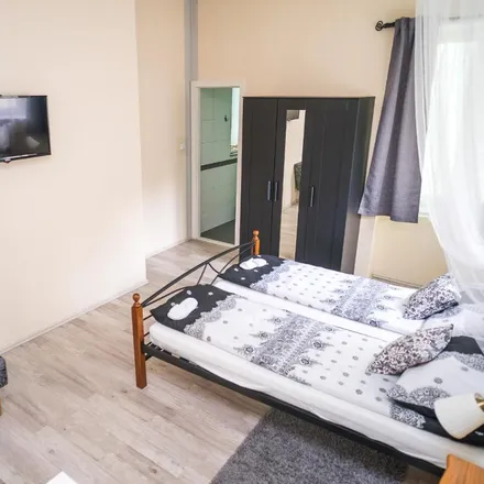 Rent this 3 bed room on Frontier Street 4 in 10000 Zagreb, Croatia