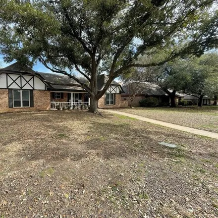 Buy this 3 bed house on 1113 Green River Trail in Cleburne, TX 76033