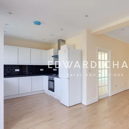 Image 5 - St Edmund's Road, London, IG1 3QL, United Kingdom - Townhouse for rent