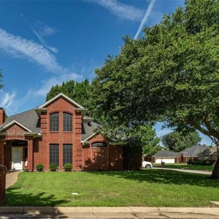 Buy this 4 bed house on 7116 Forest Mist Dr in Arlington, Texas