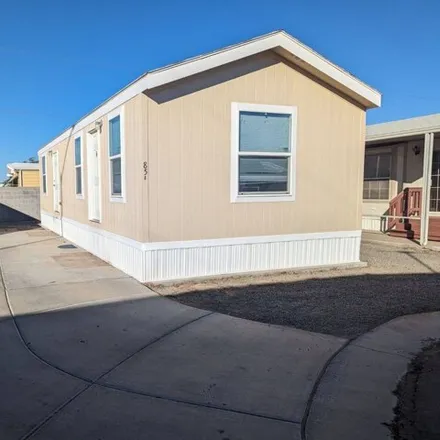 Buy this studio apartment on 800 West 34th Place in Yuma, AZ 85365