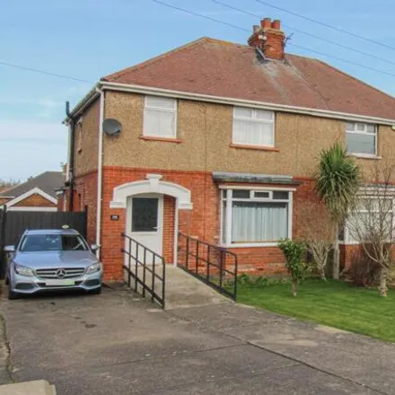 Buy this 3 bed duplex on Yarborough Road in Grimsby, DN34 4ED
