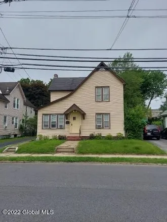 Buy this 4 bed duplex on 27 Vley Road in Village of Scotia, NY 12302