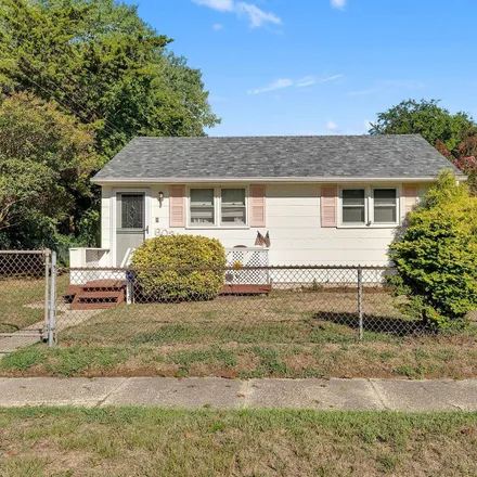 Buy this 2 bed house on 603 Wayne Avenue in North Cape May, Lower Township