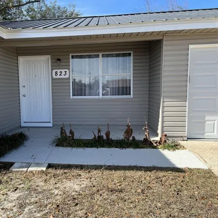 Image 5 - 823 Russ Lake Drive, Springfield, Bay County, FL 32404, USA - House for sale