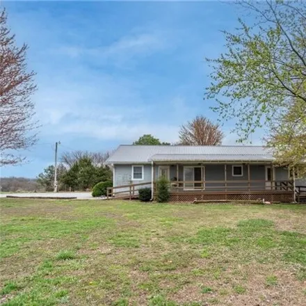 Image 2 - 18937 W Highway 12, Gentry, Arkansas, 72734 - House for sale