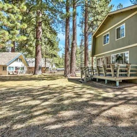 Image 2 - 2600 Springwood Drive, South Lake Tahoe, CA 96150, USA - House for sale