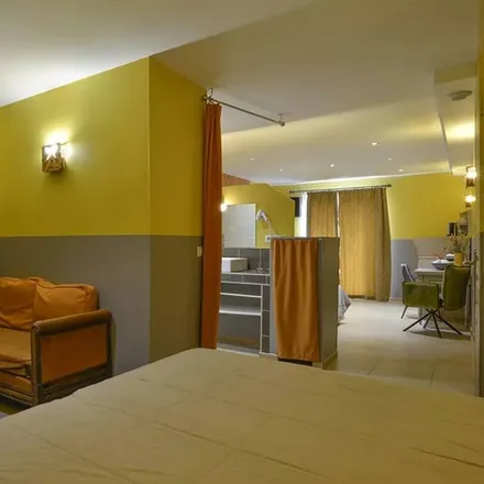 Rent this 2 bed house on 20140 Serra di Ferro / a Sarra di Farru