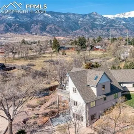 Image 4 - 1003 Broadview Place, Colorado Springs, CO 80904, USA - House for sale