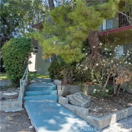 Image 3 - 7095 Beckett Street, Los Angeles, CA 91042, USA - House for sale