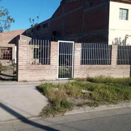 Image 2 - Estanislao Zeballos, San Lorenzo Sur, Q8304 ACG Neuquén, Argentina - House for sale