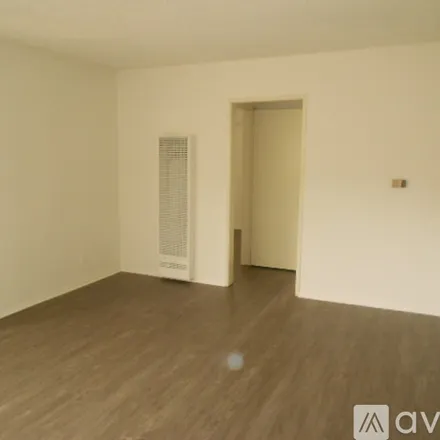 Image 5 - 3721 Midvale Ave, Unit 9 - Apartment for rent