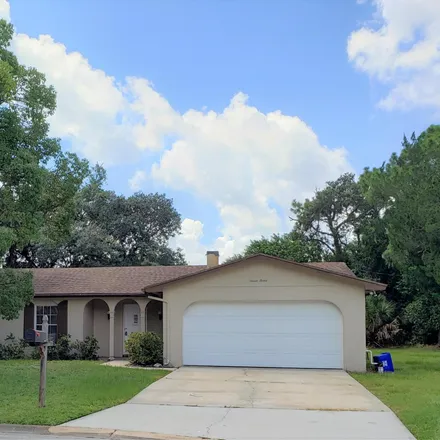 Rent this 3 bed house on 712 Lucerne Circle in Ormond Beach, FL 32174