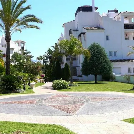 Image 2 - Calle Badajoz, 10, 29670 Marbella, Spain - Apartment for rent