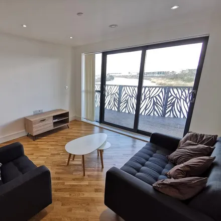 Image 6 - East Thames House, 129 Leven Road, London, E14 0LL, United Kingdom - Apartment for rent