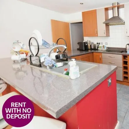 Image 3 - City South, City Road East, Manchester, M15 4TD, United Kingdom - Apartment for rent