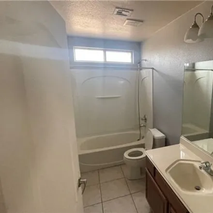 Image 7 - 5405 Indian Rose Street, North Las Vegas, NV 89031, USA - House for sale