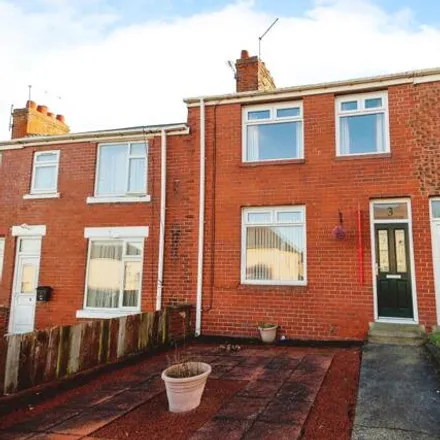 Rent this 3 bed townhouse on Park Street in Seaham, SR7 7TG