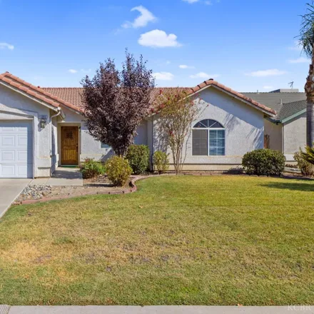 Buy this 3 bed house on 1082 Yosemite Drive in Hanford, CA 93230